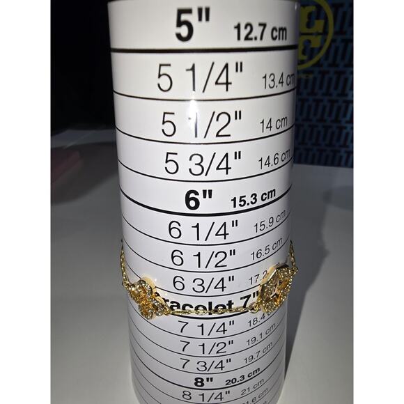 Tory Burch Kira Clover Pavé Bracelet - Tory Gold Tone-Adjustable NWT - Picture 7 of 9